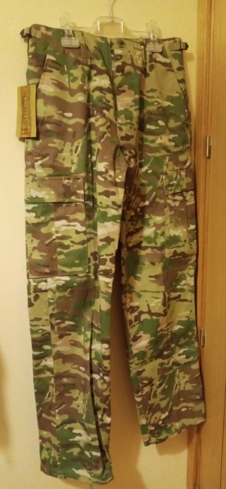 Conjunto Ropa Militar (MIL TEC) SIN ESTRENAR