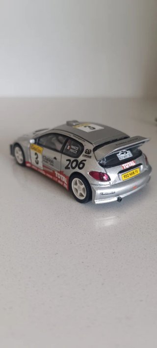 Scalextric Peugeot 206 WRC