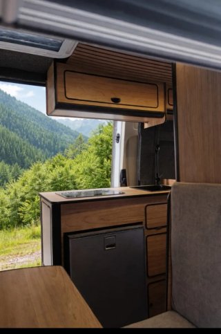 Mercedes-Benz Sprinter 2013