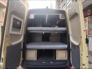Mercedes-Benz Sprinter 2013