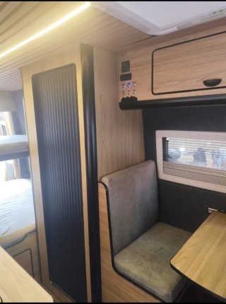 Mercedes-Benz Sprinter 2013