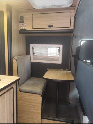 Mercedes-Benz Sprinter 2013