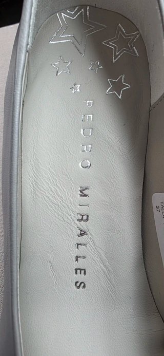 Zapatos salón piel Pedro Miralles gris
