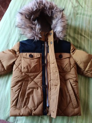 Chaqueta niño con capucha forrada
