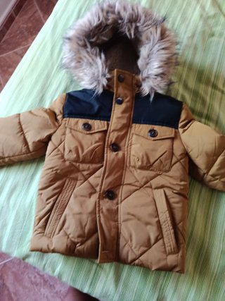 Chaqueta niño con capucha forrada