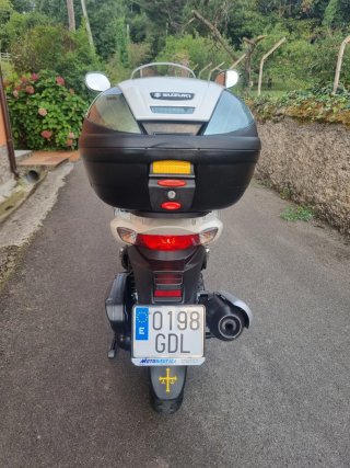 Suzuki Sixteen 125cc Scooter