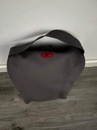 Bolsa deportiva Reebok gris