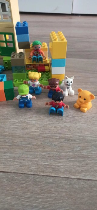 Lote Lego Duplo + Base