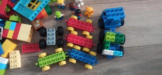 Lote Lego Duplo + Base