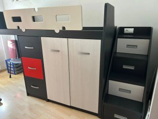 Cama litera con armario y cajonera