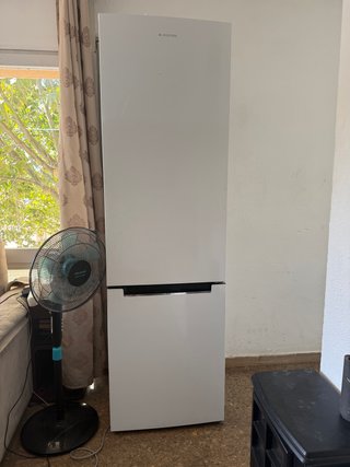 Frigorífico Aspes con Congelador