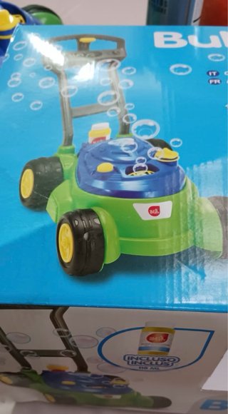 Carrito de burbujas verde y azul