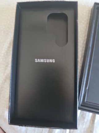 Caja Samsung Galaxy S23 Ultra