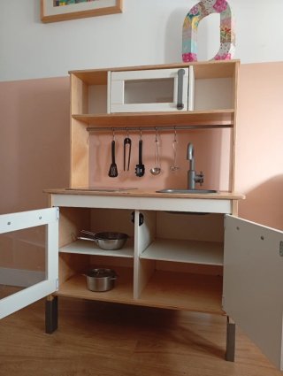Cocinita de madera Ikea
