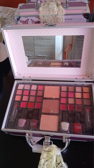 Maletín de Maquillaje Magic Studio