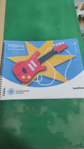 Música Nuevo Acordes 4 Santillana