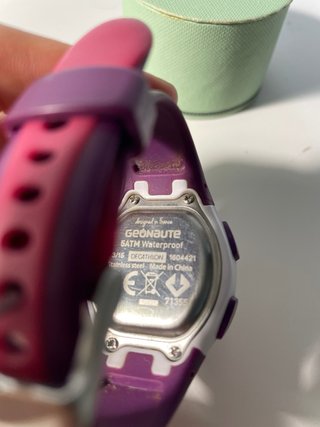 Reloj Geonaute Decathlon Rosa y Morado