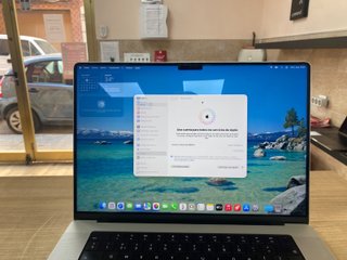 MacBook Pro 64GB RAM 16" 2021 Apple M1 Max 32-Core GPU 4TB SSD