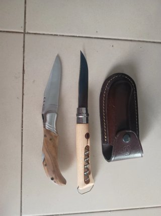 Herramientas Laguiole y Opinel con funda
