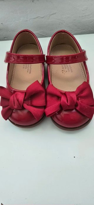 Zapatos niña lazo rojo charol Talla 23