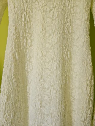 Vestido blanco encaje manga larga