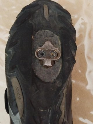 Shimano SH-M088L MTB T46 + Calas SPD