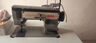 Máquina de coser eléctrica Alfa Zig-Zag + Mesa