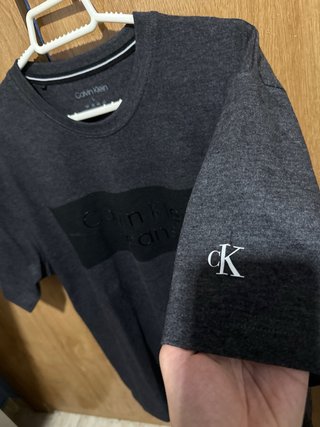 Camiseta Calvin Klein Jeans Gris Talla L