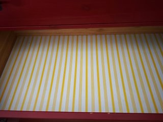 Cómoda Ikea Hemnes Roja