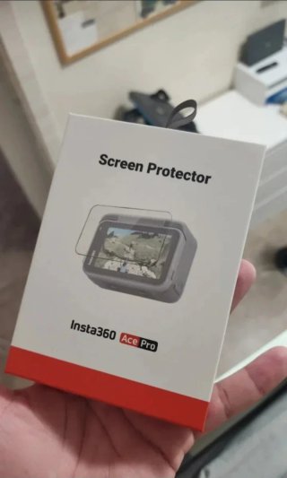 Insta360 Ace Pro + Accessori