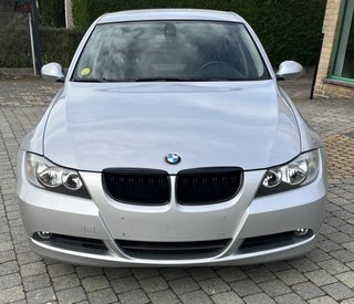 BMW 325i 2008 - Original, impecable - 155000km
