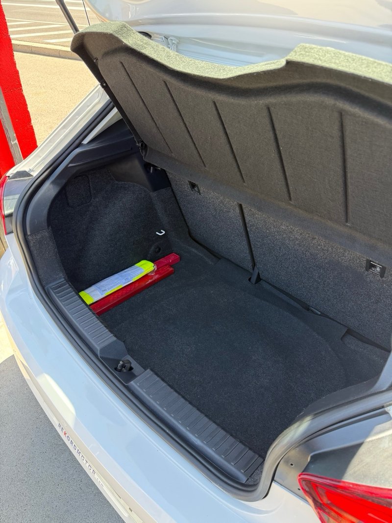 SEAT Ibiza 1.0 Eco TSI S&S Style 2017, foto 17