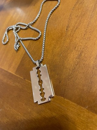 Collana Acciaio con Ciondolo Lama Rasoio