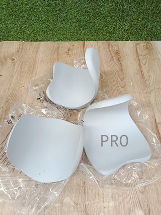 Alice's Garden - Reposacabezas + portavasos para SPA Hinchable