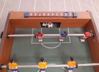Futbolín de mesa como nuevo