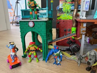 Tortugas Ninja Guarida + Furgoneta