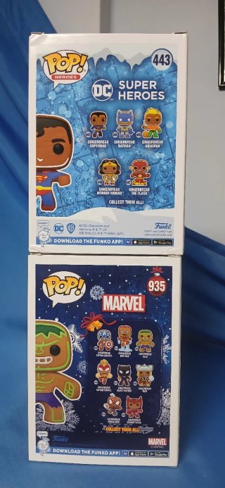 Lote 2 Funkos: Gingerbread Hulk y Superman