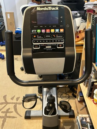 Bicicleta Estática NordicTrack GXR 4.2