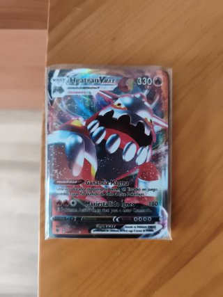 Carta Pokémon Heatran VMAX 330PS