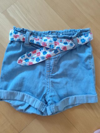 Conjunto niña: pantalón corto y 2 camisetas