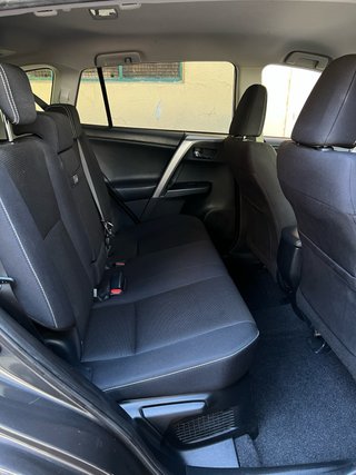 TOYOTA Rav4 2.5l hybrid 4WD Feel