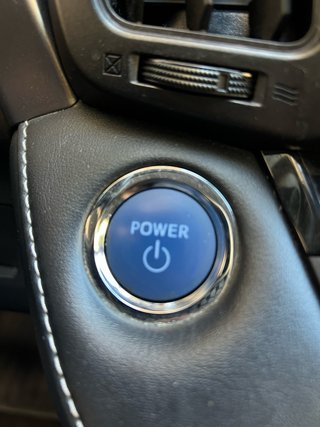 TOYOTA Rav4 2.5l hybrid 4WD Feel