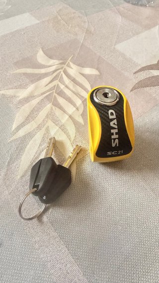Candado SHAD SC21 para moto sin alarma