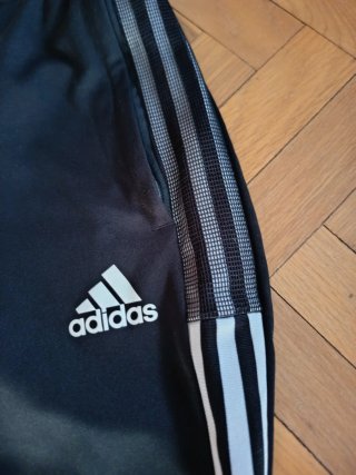 Pantalón Adidas Negro