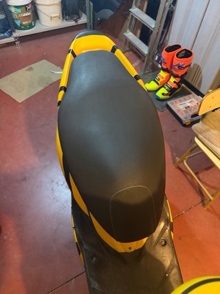Yamaha Jog R especial Tn
