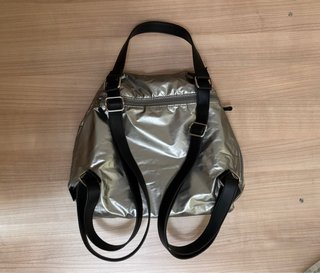 Mochila anti-robo