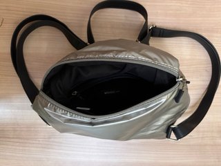 Mochila anti-robo
