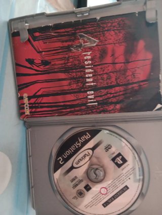 Resident Evil 4 Platinum PS2