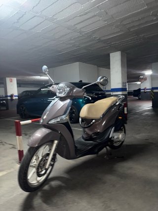 Piaggio Liberty 49cc Scooter