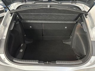 Toyota Corolla 1.8 125H BUSINESS PLUS E-CVT